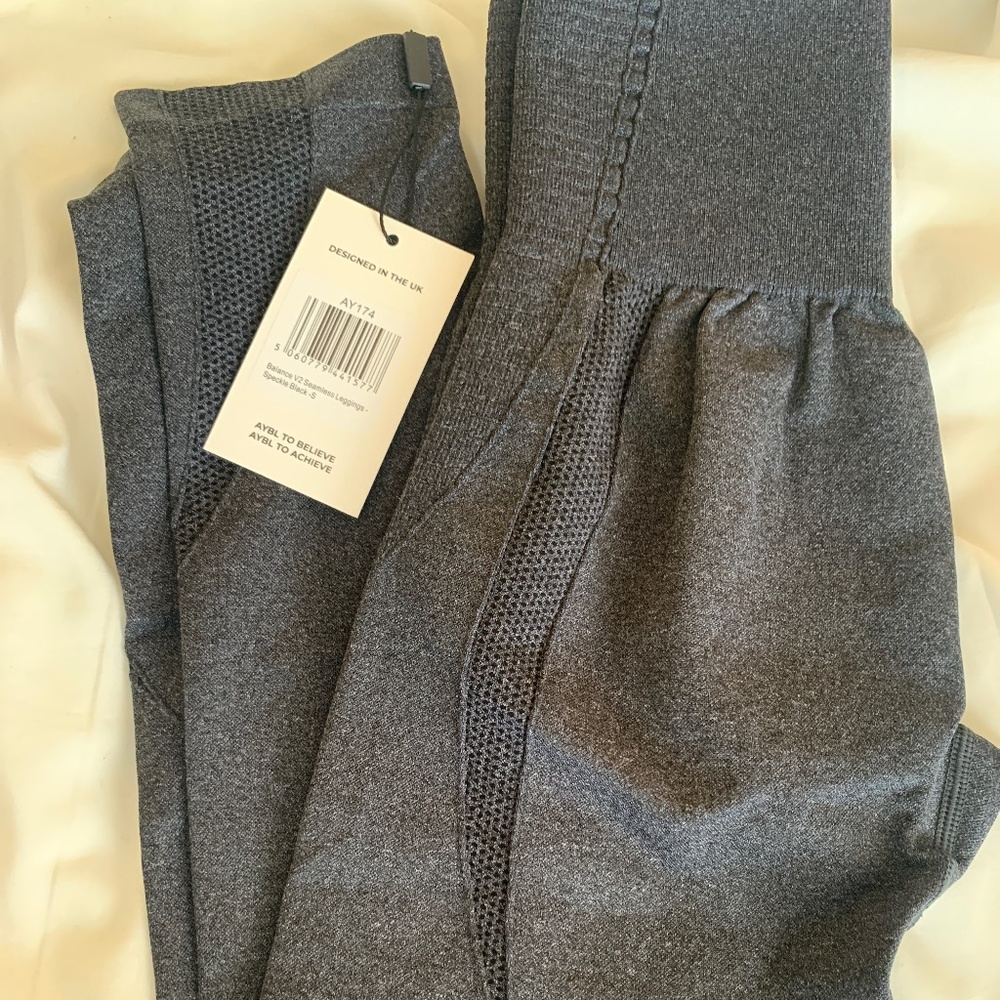 AYBL Balance V2 Seamless Leggings - Speckle Black - Small
